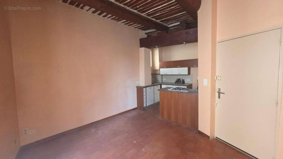 Appartement à LAMBESC