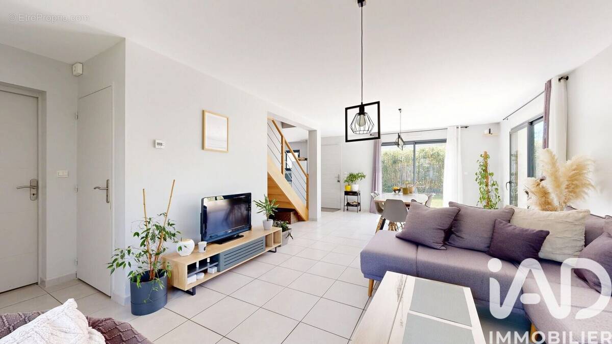 Photo 1 - Maison à LA CHAPELLE-SUR-ERDRE