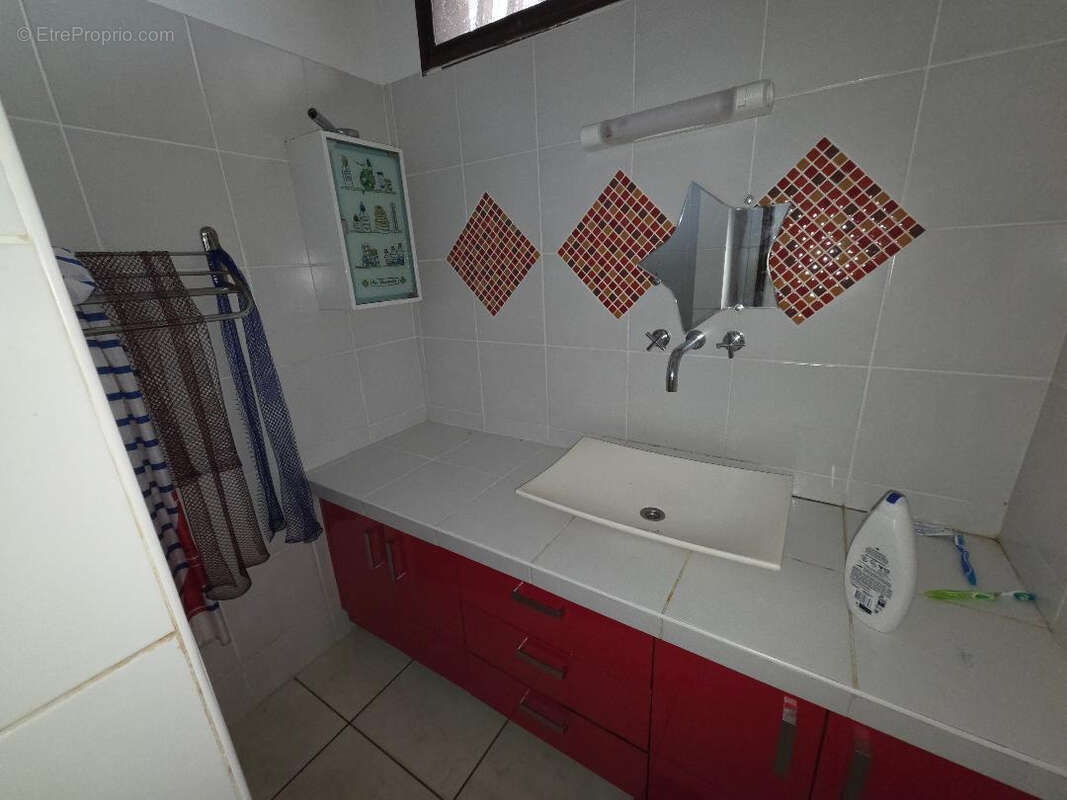 Maison à REMIRE-MONTJOLY