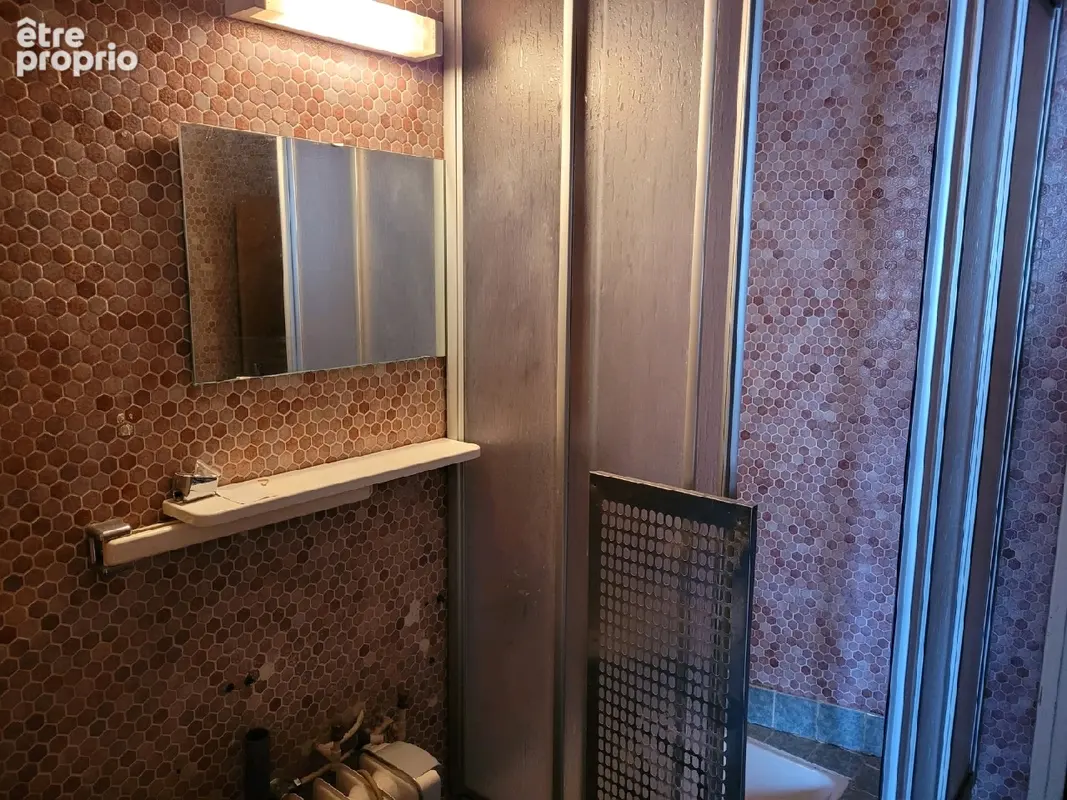 Appartement 8 pièces 120 m² à vendre à Champs-Sur-Tarentaine-Marchal (15270) - photo 4