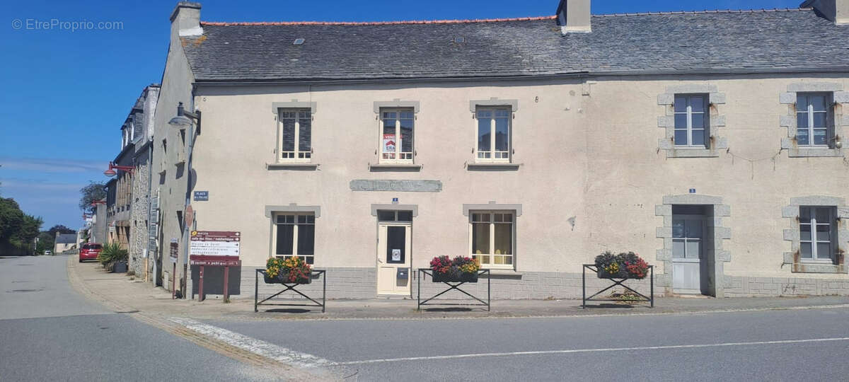 Maison à COMMANA
