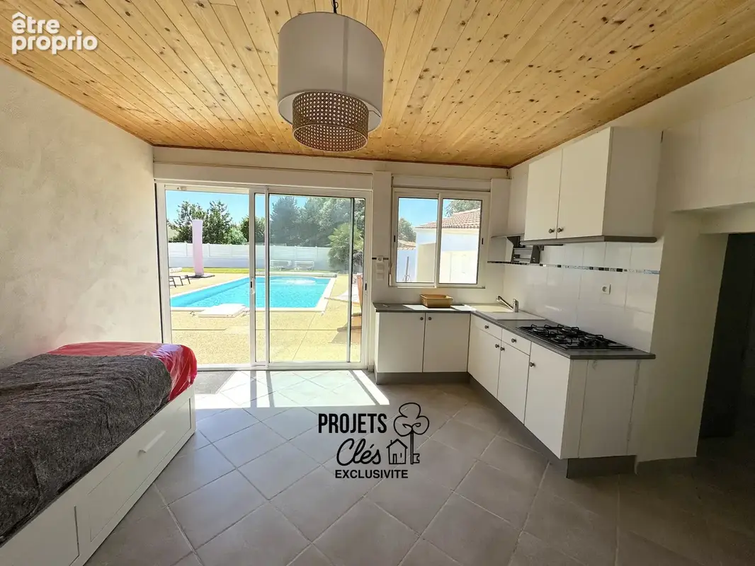 Maison 3 chambres avec piscine, studio et garage de plus de 100m2 - photo 13