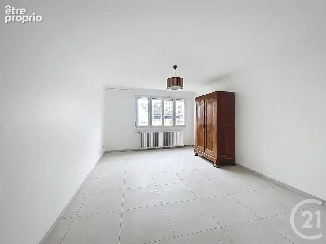 Maison 4 pièces 91 m² à vendre à Chartres (28000) - photo 3