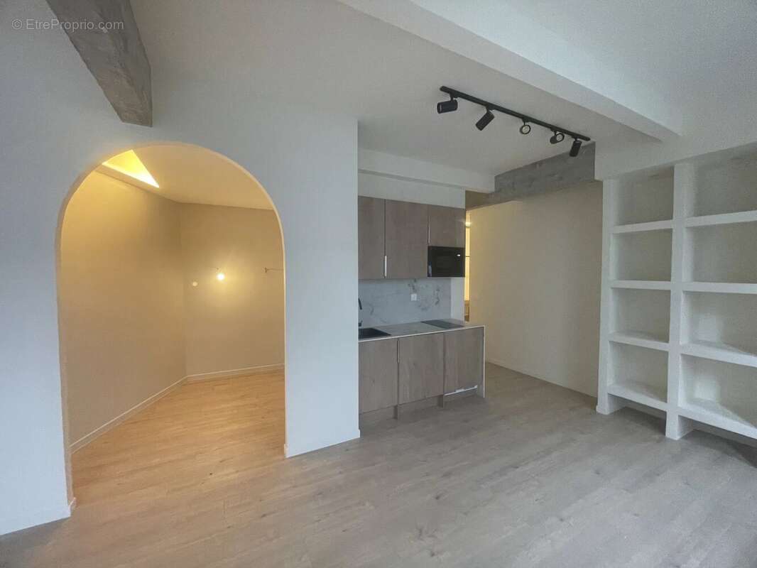 Appartement à PARIS-19E