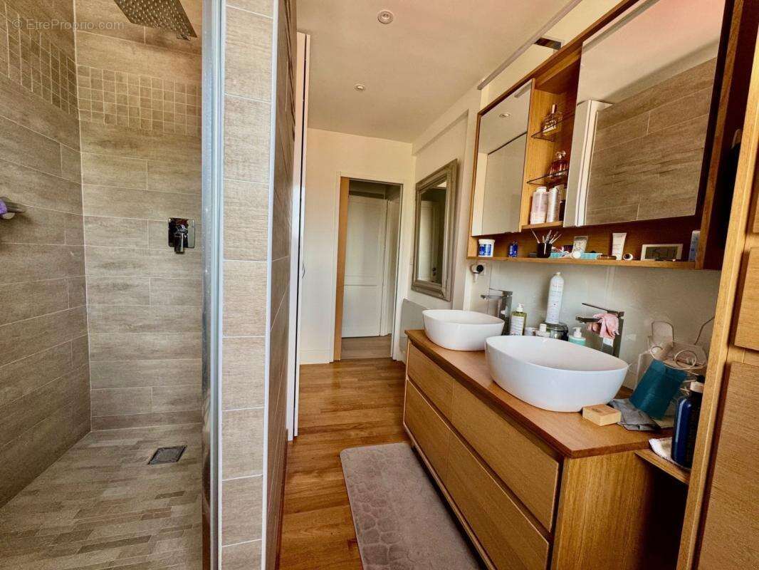 Appartement à CROIX