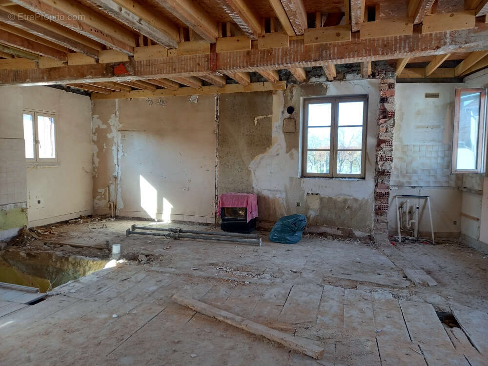 Maison à ARNAY-LE-DUC