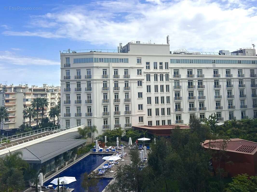 Appartement à CANNES