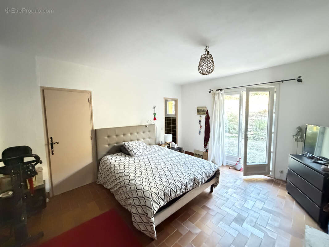 Maison à VILLECROZE