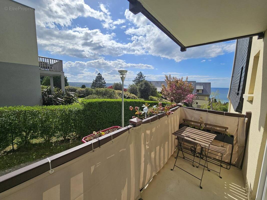 Appartement à BENERVILLE-SUR-MER