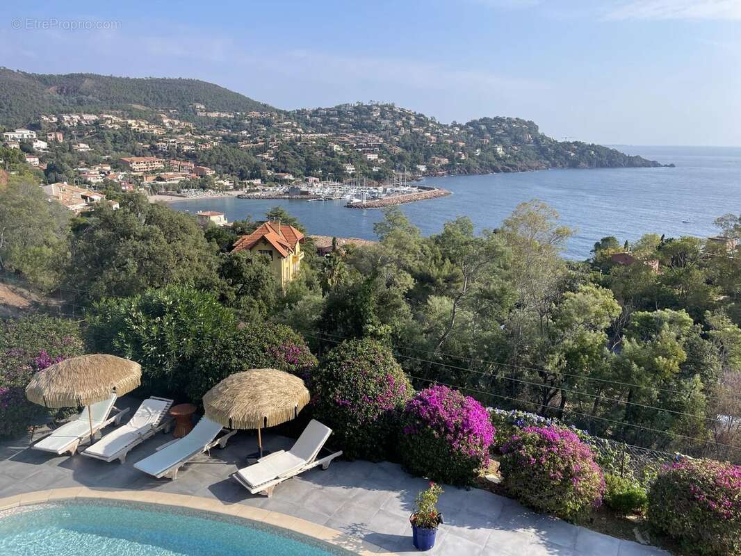 Maison à SAINT-RAPHAEL