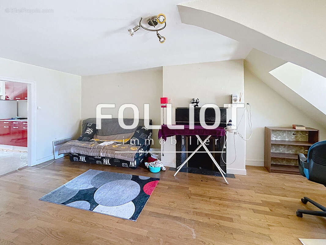 Appartement à FOUGERES