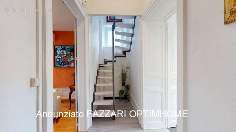 À Vendre en exclusivité à Dun sur meuse, Grande Maison de Maître avec Revenus Locatifs, proche Belgique et Luxembourg ! 244 m² h - photo 22
