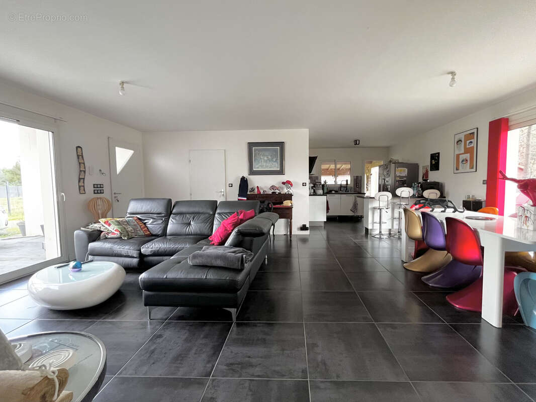 Maison à LE PIAN-MEDOC