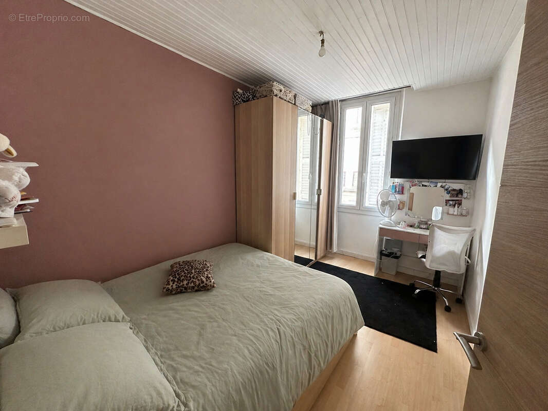 Appartement à MARSEILLE-1E