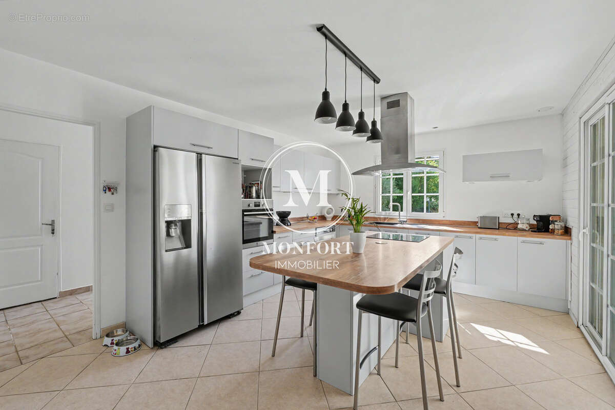 Villa familiale avec T1 indépendant, piscine. - photo 14