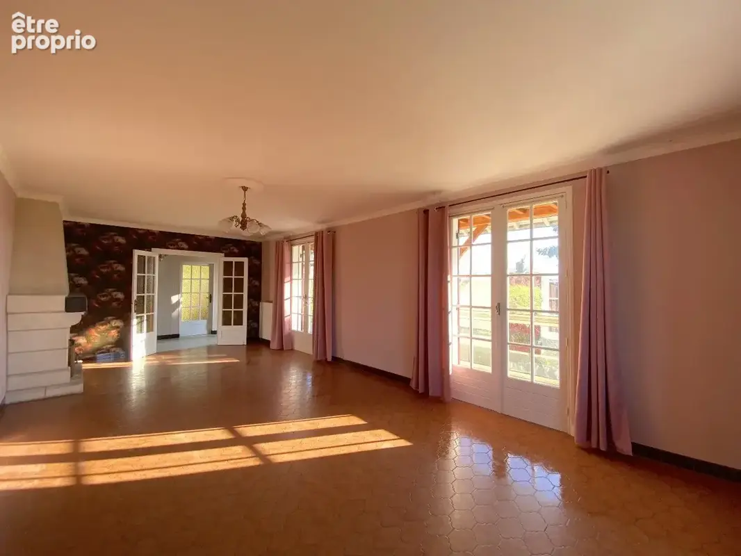 Maison 8 pièces 140 m² à vendre à Verteillac (24320) - photo 4