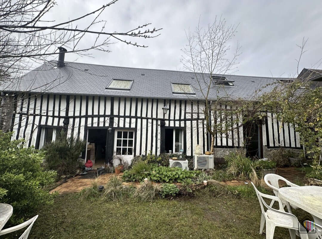 Maison à SASSETOT-LE-MAUCONDUIT