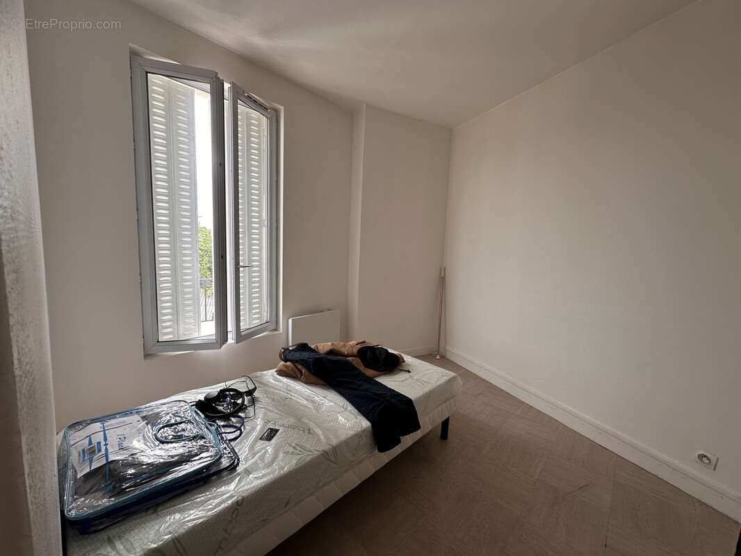 Appartement à STAINS