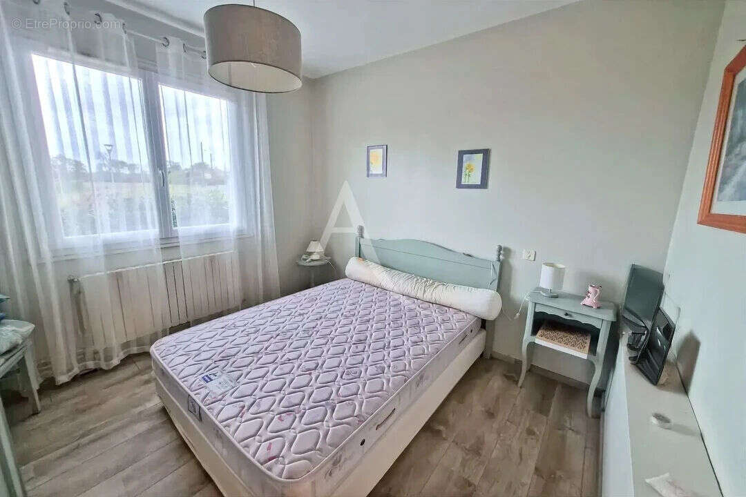 Maison à VILLENEUVE-DE-MARSAN