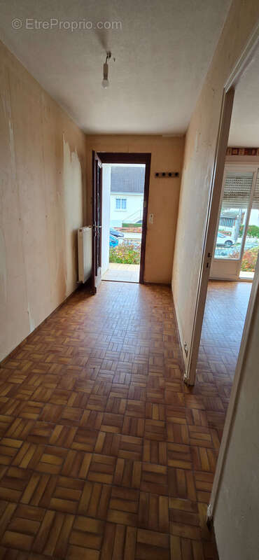 Maison à VILLERMAIN