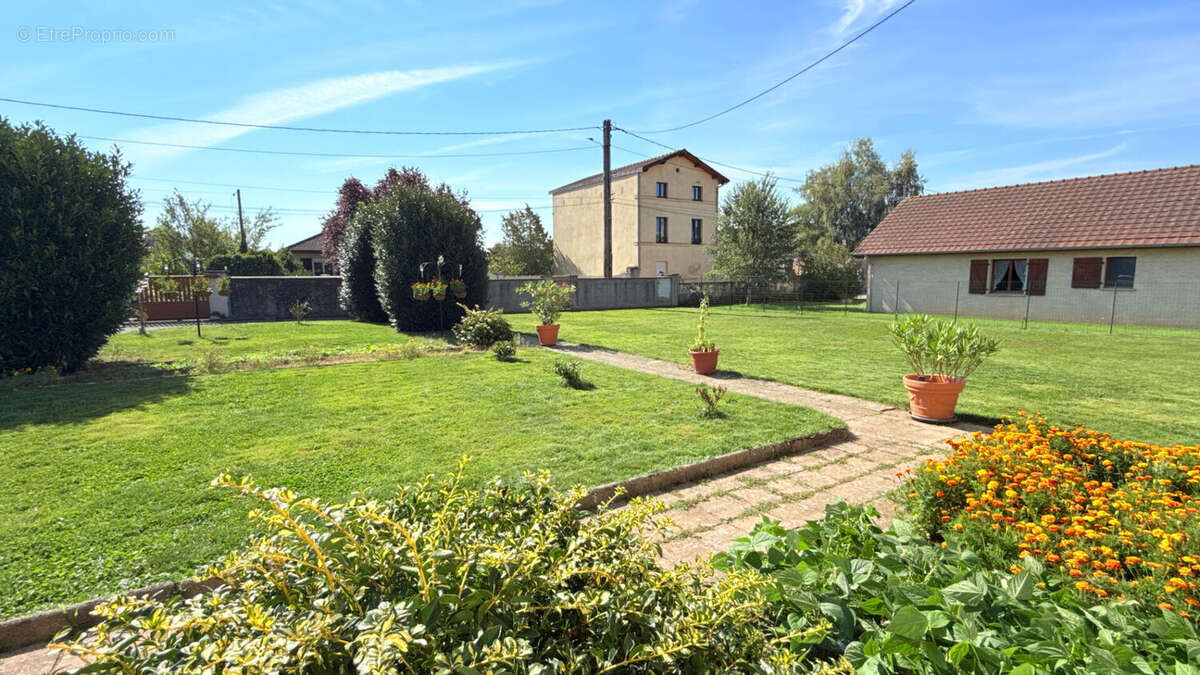 Maison 95 m² à Rambervillers  - photo 3