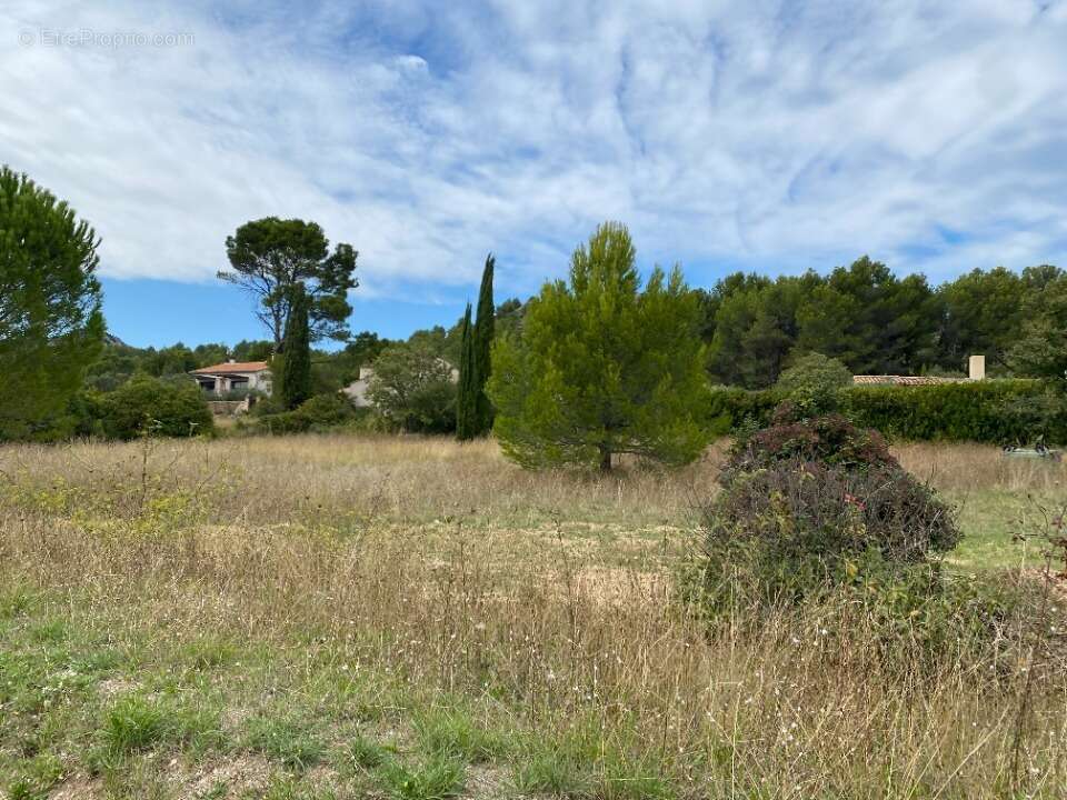 Terrain à MERINDOL