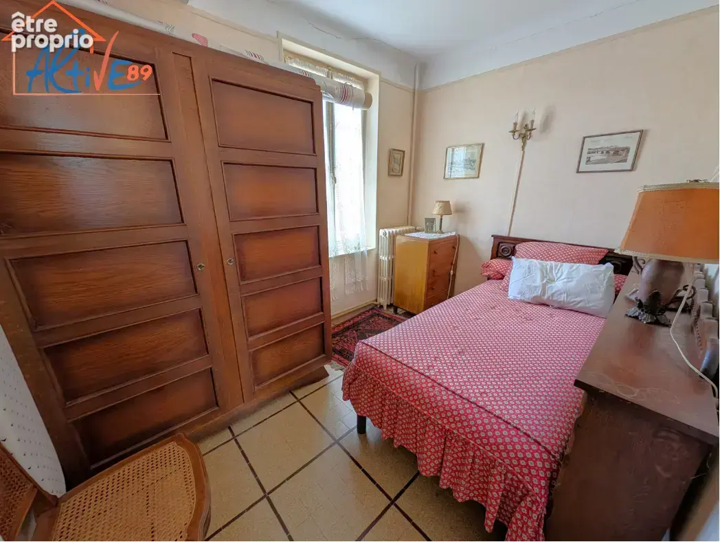 Maison ancienne de 110m2 habitables à moins de 10 minutes de Joigny et 1H30 de Paris (gare rapide d'accès) sur - photo 13