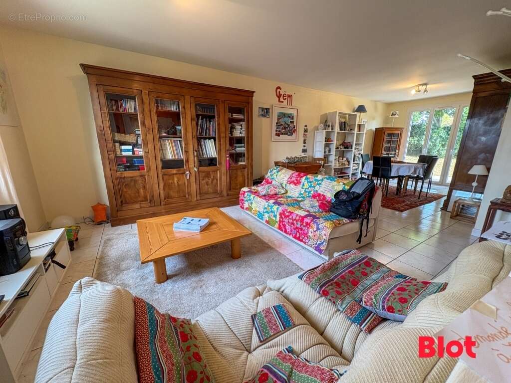 Maison à SAINT-GILLES