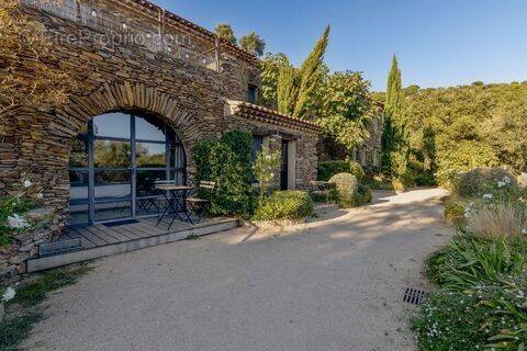 Maison à LA GARDE-FREINET