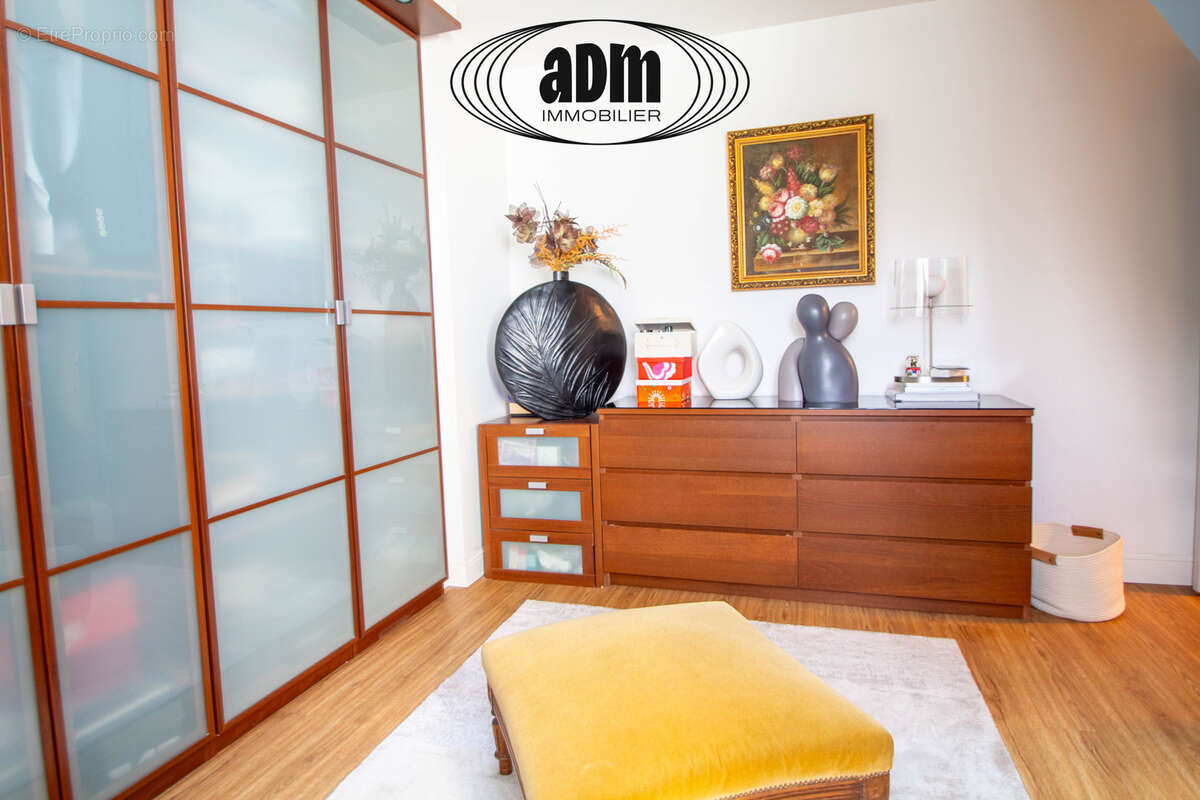 Maison à CHAMPS-SUR-MARNE