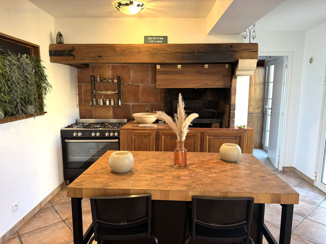 Maison à CARQUEIRANNE