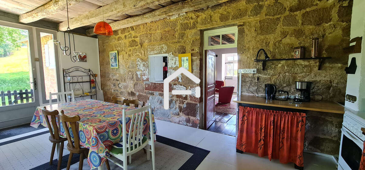 Maison à LOUIGNAC