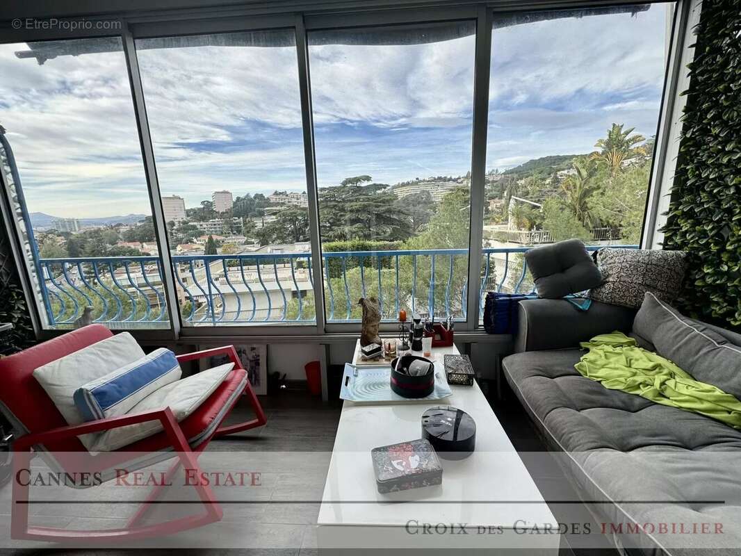 Appartement à CANNES