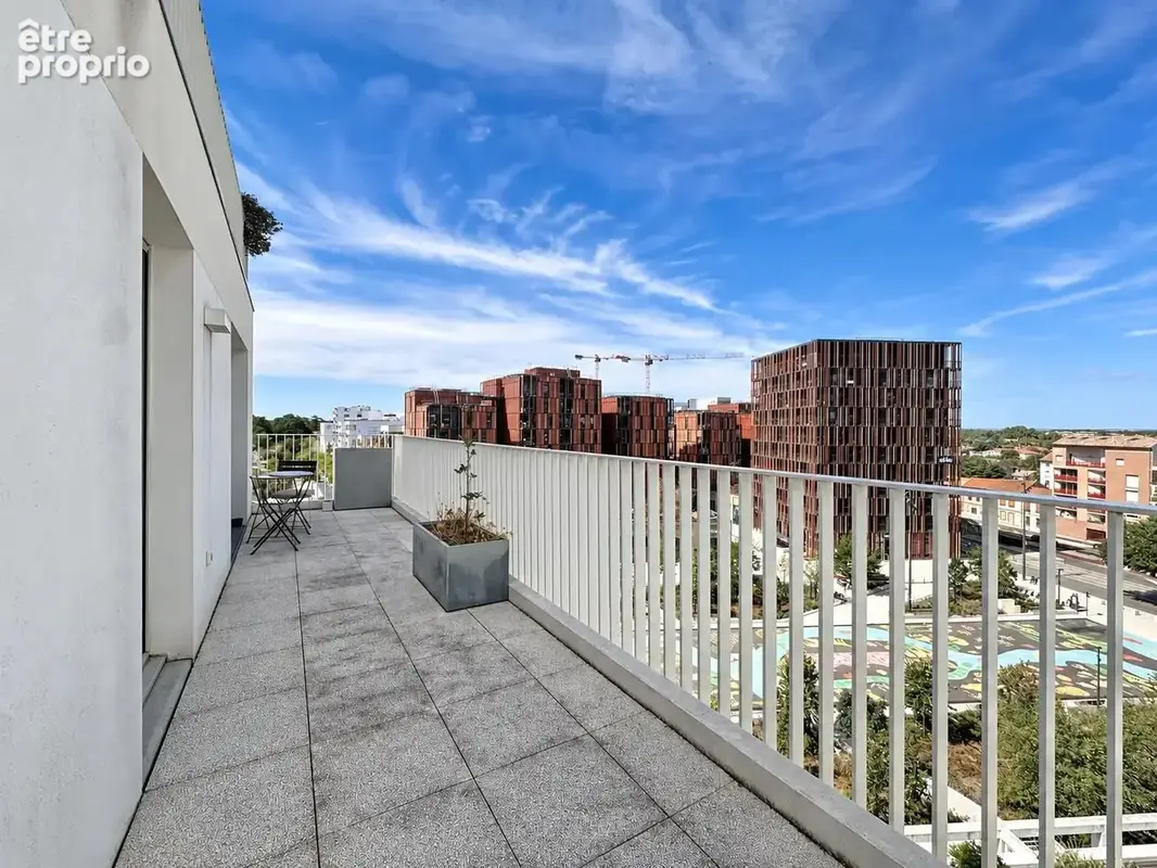   - Appartement à TOULOUSE