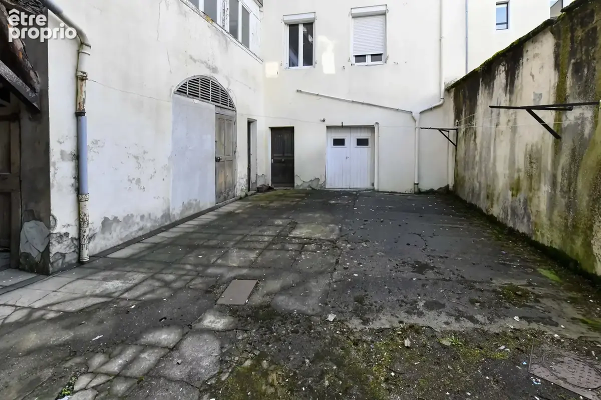 Immeuble a restaurer - photo 36