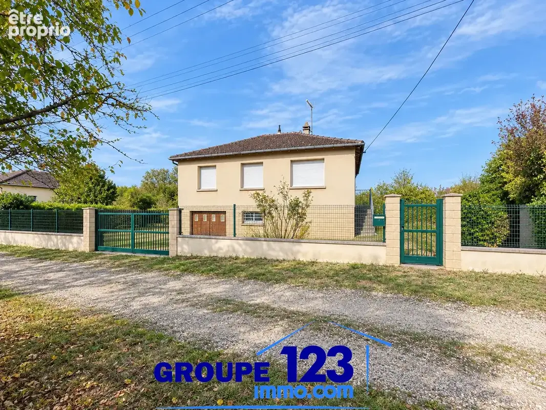 Photo Maison à Augy au prix de 124 000€
