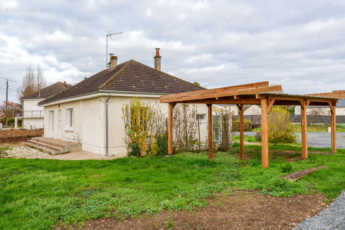 Maison à BALLAN-MIRE