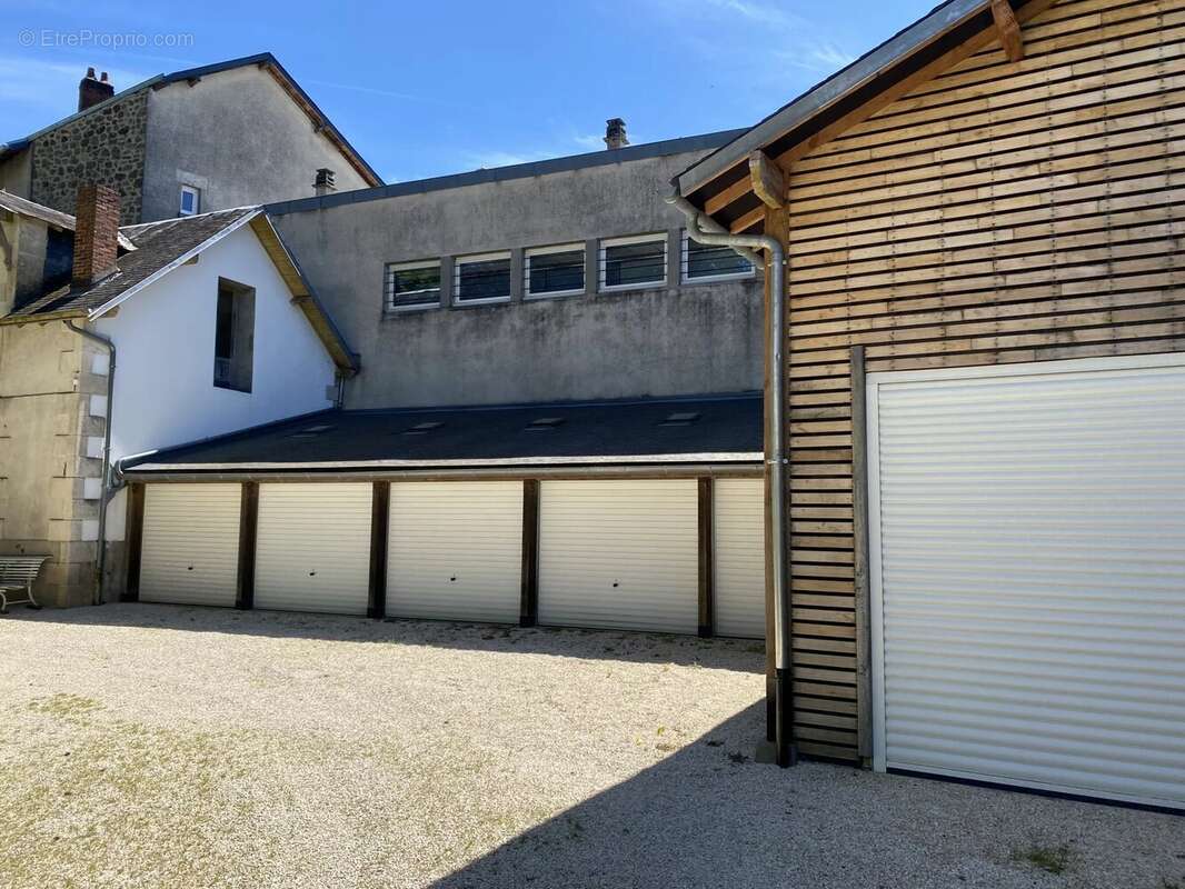 Maison de Centre Ville avec parc - photo 14