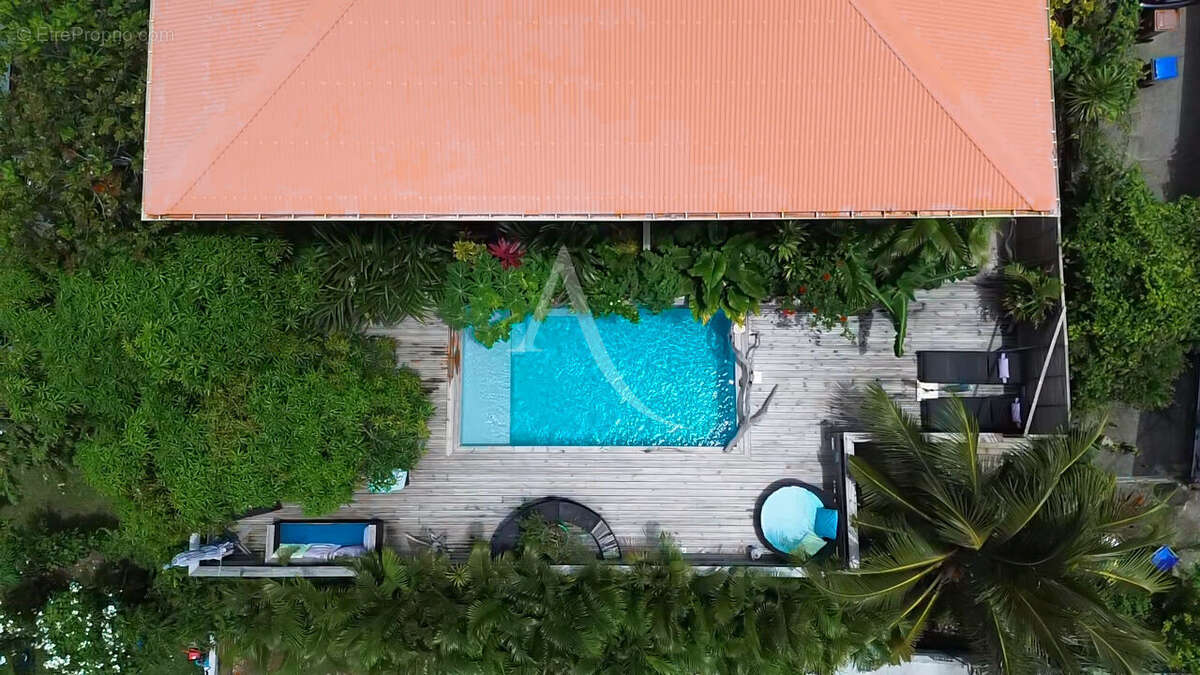 Maison à LA TRINITE