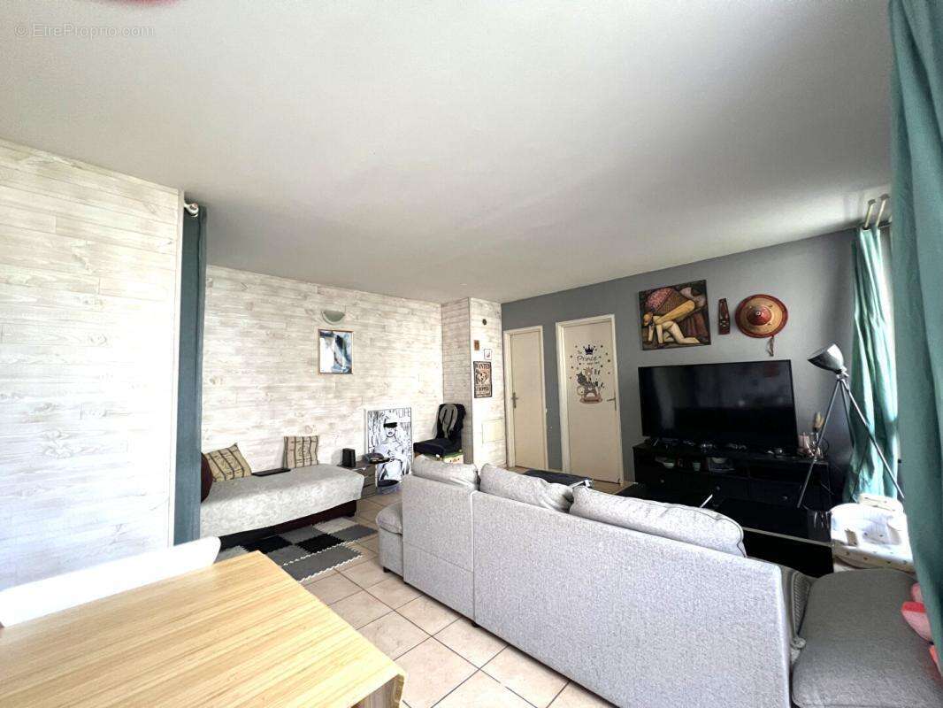 Appartement à ELANCOURT