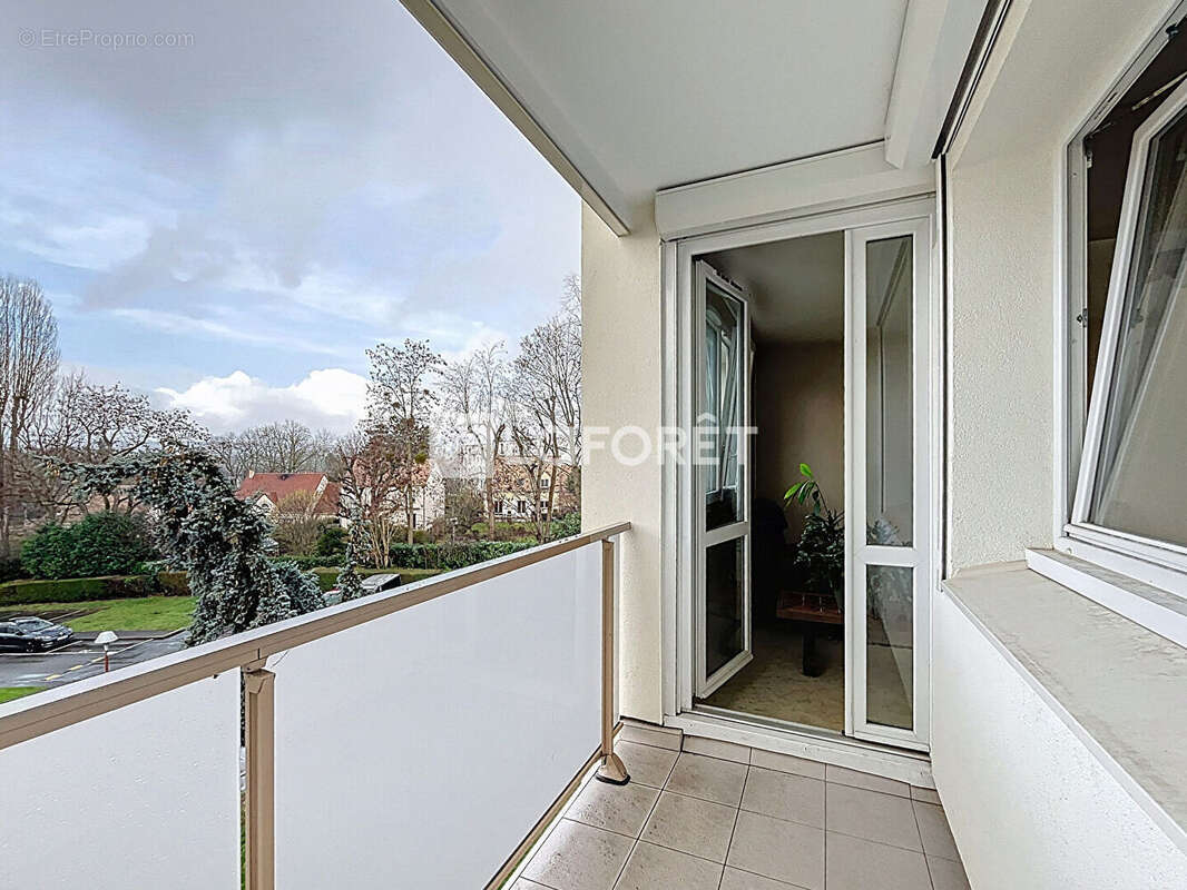 Appartement à SAINT-MICHEL-SUR-ORGE