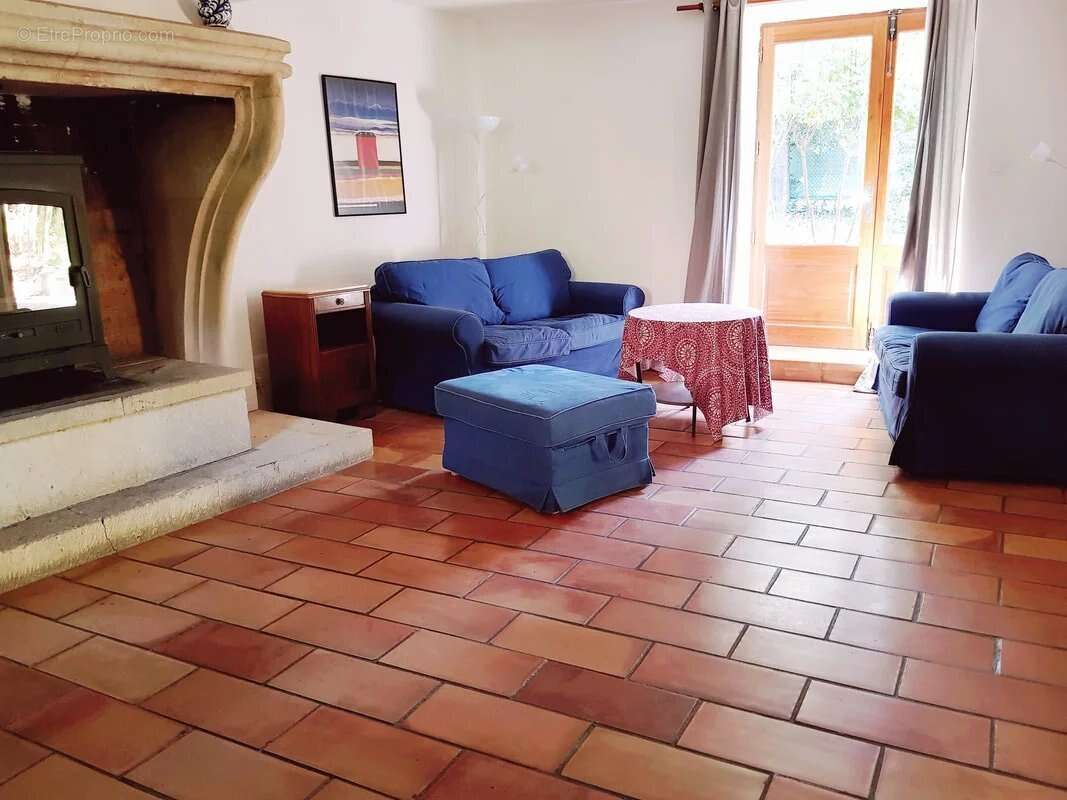 Appartement à LEZAN
