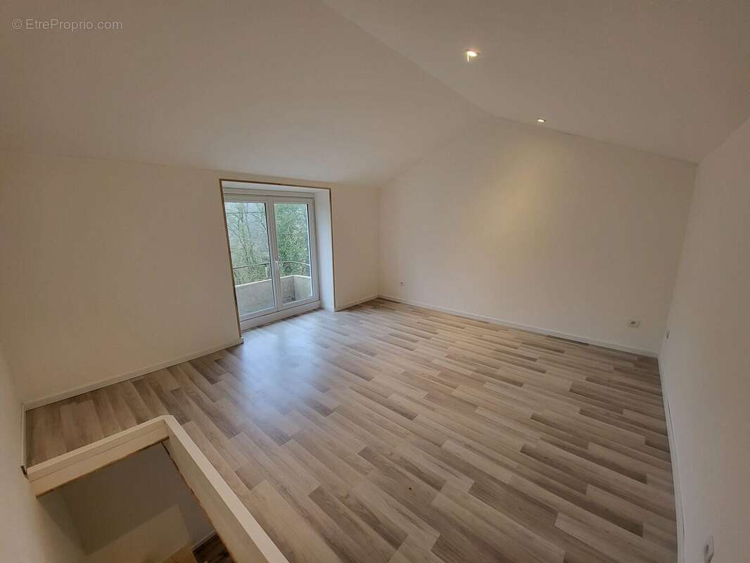 Maison 75 m² à Allondrelle-La-Malmaison  - photo 6