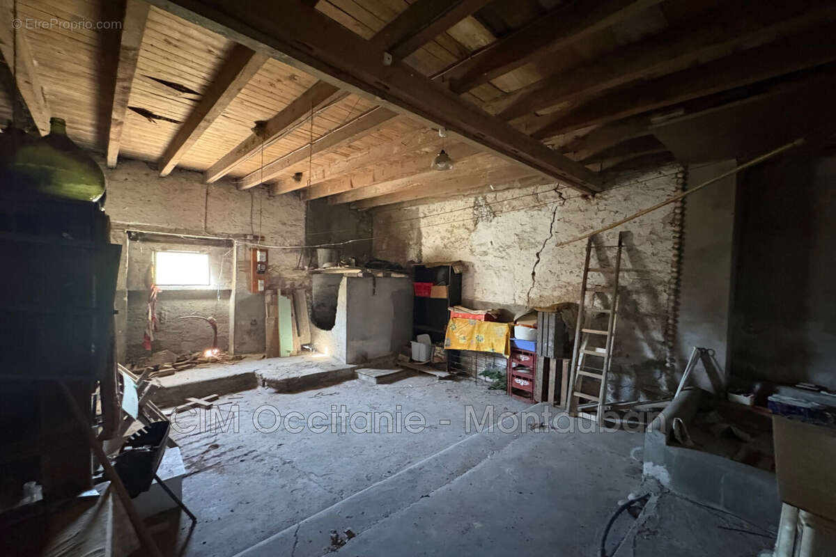 Maison à COLAYRAC-SAINT-CIRQ