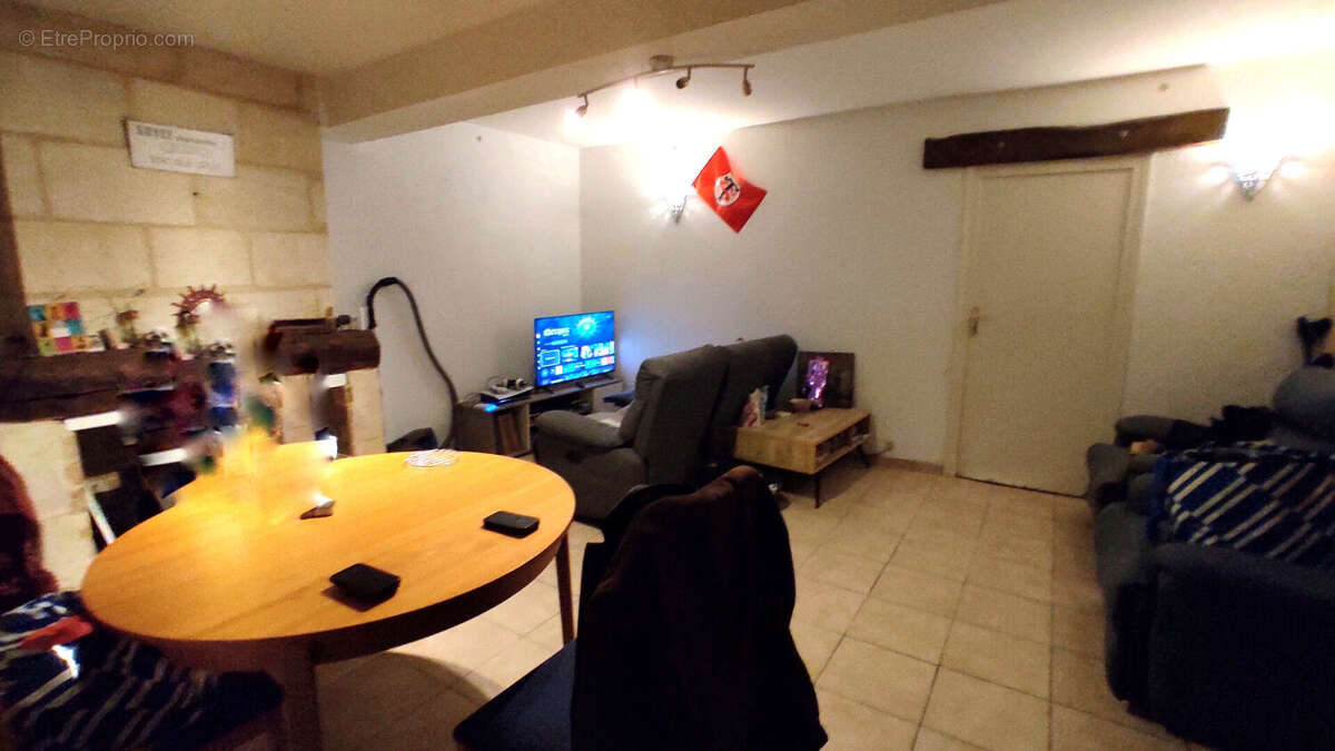 Maison louée à Saint Martin Du Bois 3 pièces - photo 3