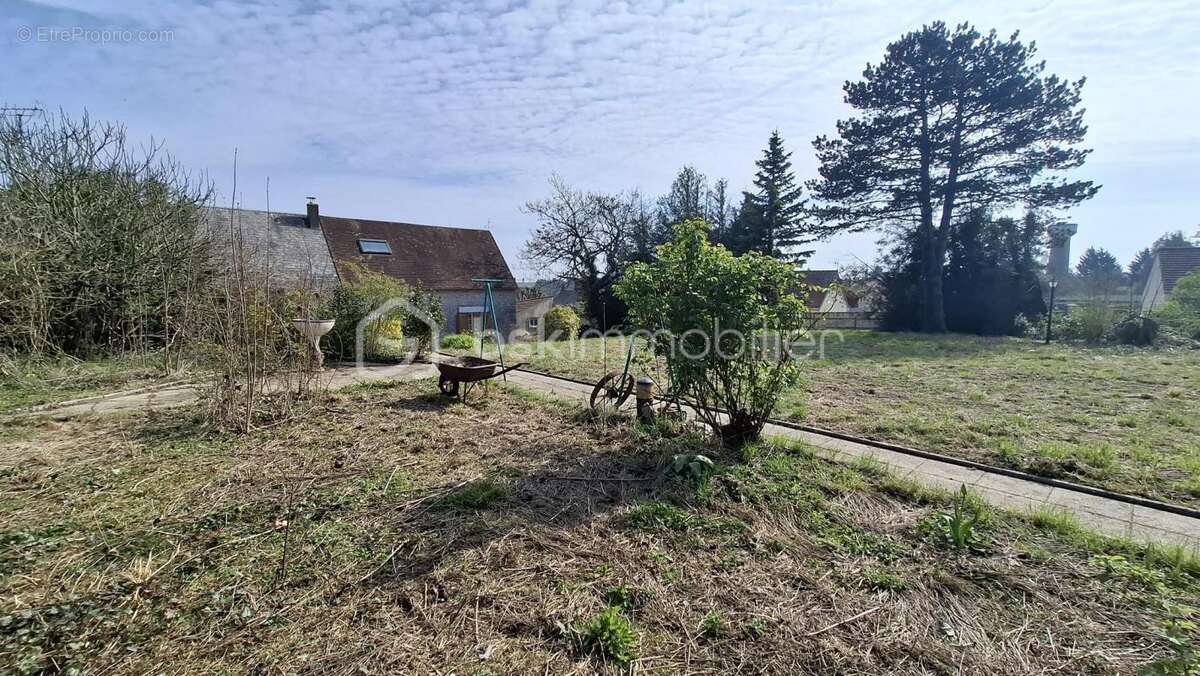 Une belle longere avec dependances - photo 20