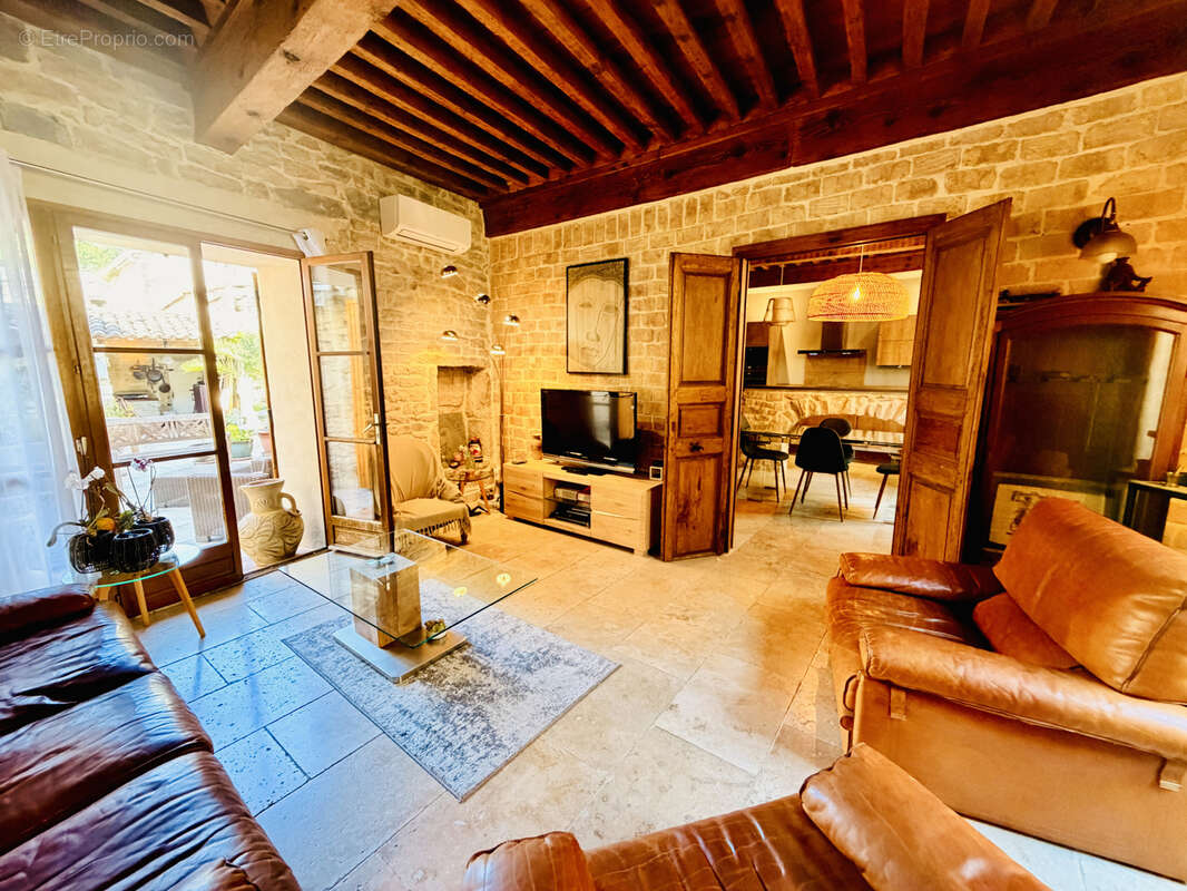 Maison à CALVISSON