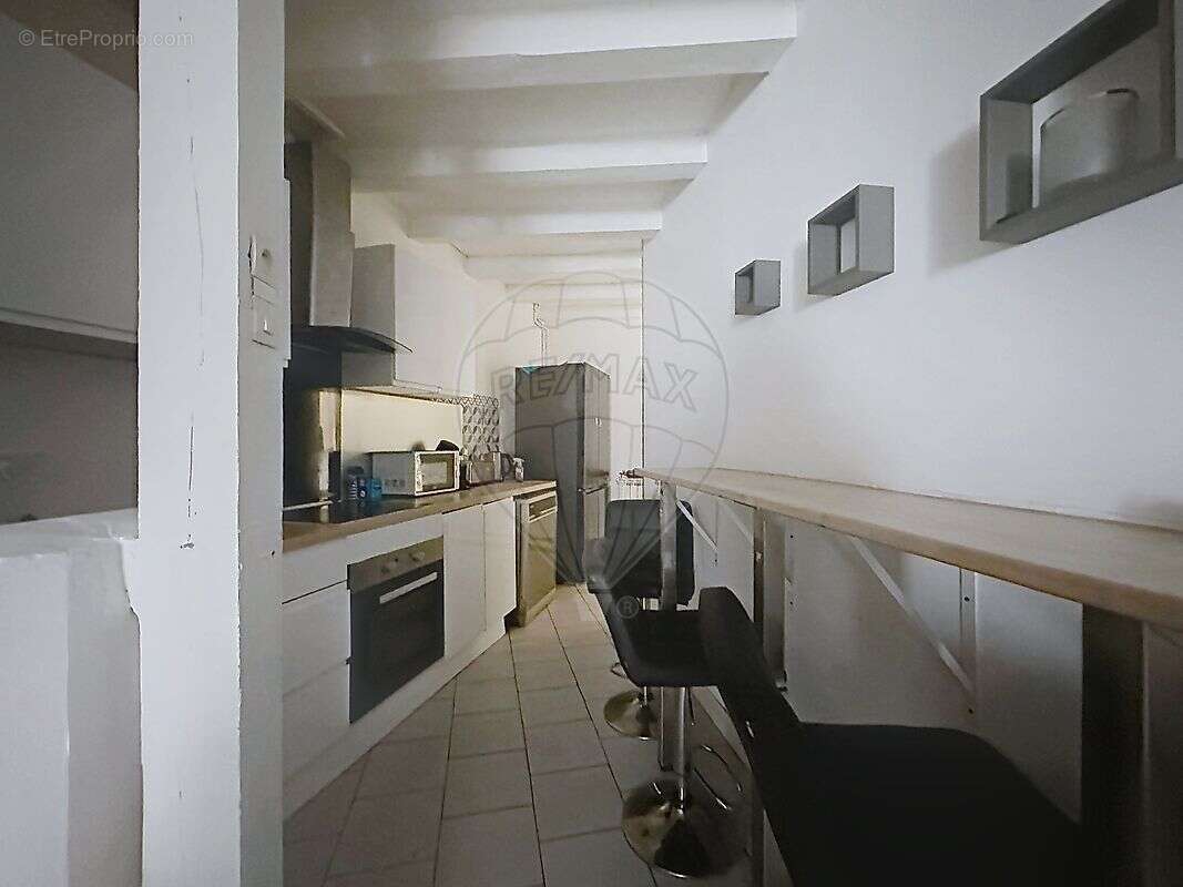 Autre à NIMES