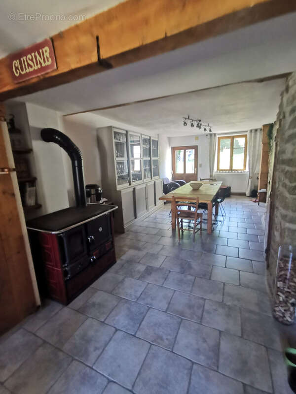 Maison à ETERNOZ