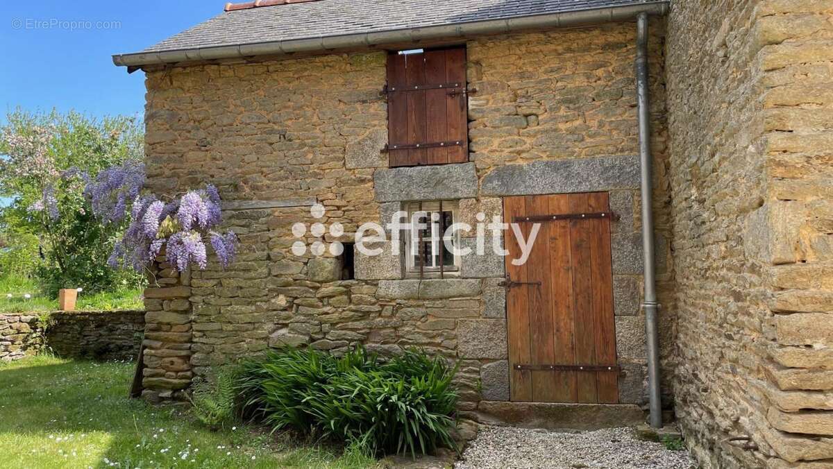 Maison à SAINT-DENIS-SUR-SARTHON